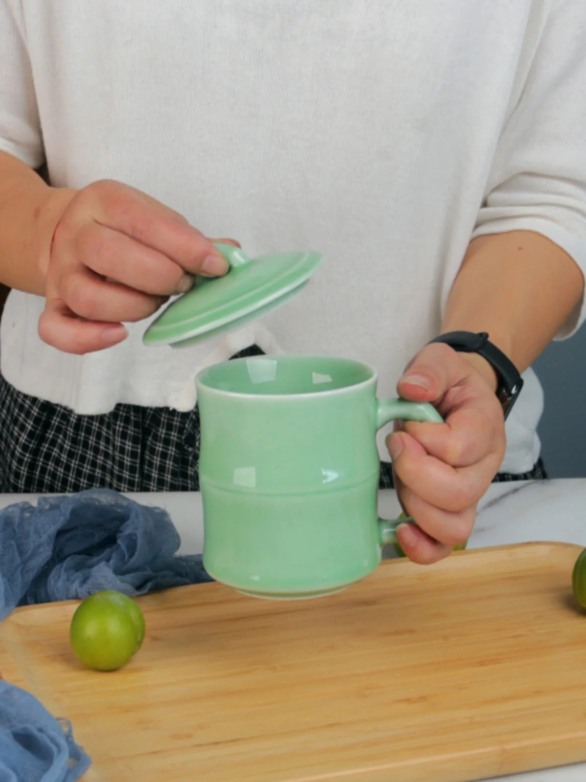 Celadon teacup with lid and ha – Celadon Ceramic Cup Bewertung und Preis