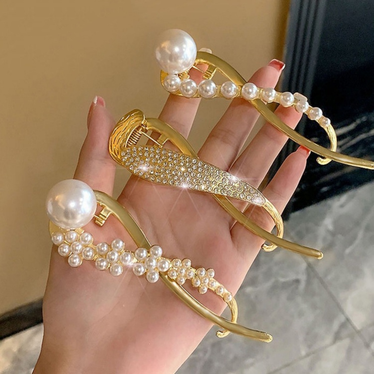 Elegant Glitter Pearl Hair Cli – Lifestyle In Korean Bewertung und Preis