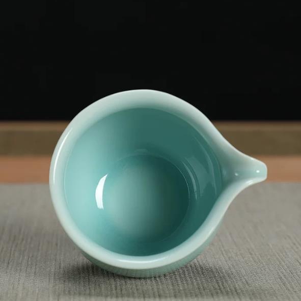 Longquan Celadon Younger Broth – Celadon Ceramic Cup Bewertung und Preis